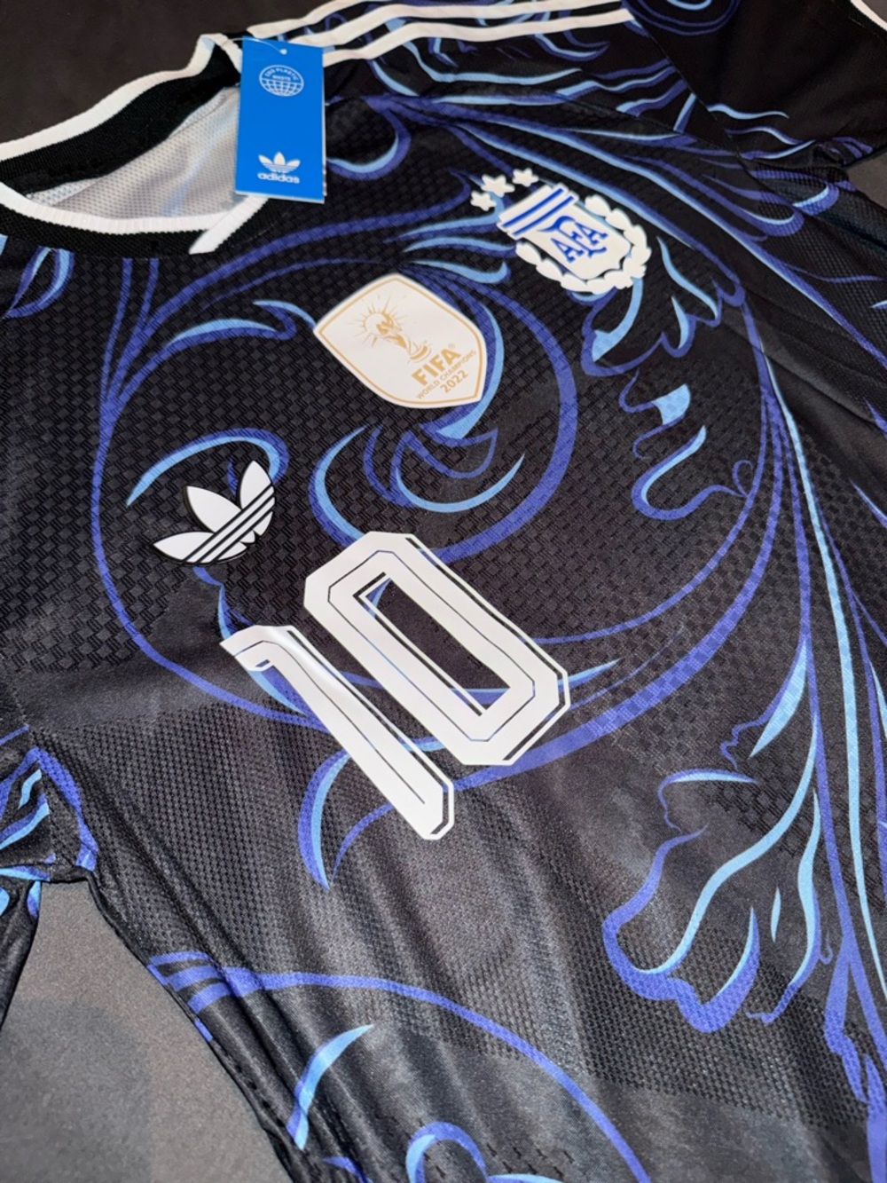 ARGENTINA 2026 WORLD CUP AWAY MESSI #10 SLIM FIT - Picture 5 of 8